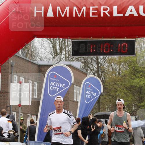 13.04.2025 - Hammer Lauf A. Gomolzig http://msf.ph/oto/7635836 13.04.2025 12:10:08 Ziel 493, 1923, 1965 meine-sportfotos.de