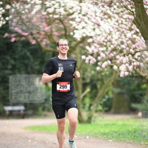 13.04.2025 - Hammer Lauf Dr. Thomas Lammeyer http://msf.ph/oto/7635872 13.04.2025 10:05:07 Laufen 15, 295 meine-sportfotos.de