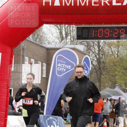 13.04.2025 - Hammer Lauf A. Gomolzig http://msf.ph/oto/7635902 13.04.2025 12:09:28 Ziel 312, 817, 818 meine-sportfotos.de