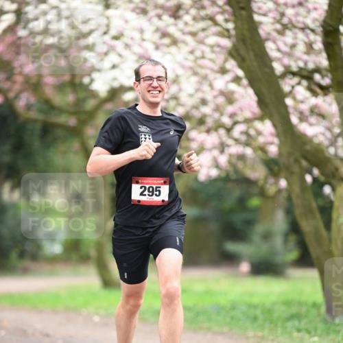 13.04.2025 - Hammer Lauf Dr. Thomas Lammeyer http://msf.ph/oto/7635905 13.04.2025 10:05:08 Laufen 15, 295 meine-sportfotos.de