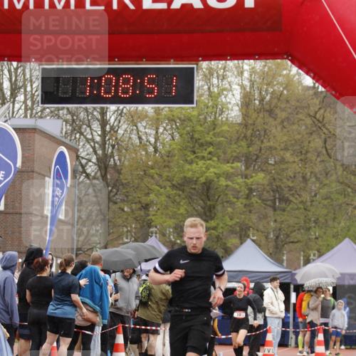 13.04.2025 - Hammer Lauf A. Gomolzig http://msf.ph/oto/7635969 13.04.2025 12:08:49 Ziel 18, 170, 452, 737 meine-sportfotos.de