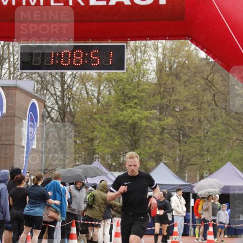 13.04.2025 - Hammer Lauf A. Gomolzig http://msf.ph/oto/7635974 13.04.2025 12:08:49 Ziel 18, 170, 452, 737 meine-sportfotos.de