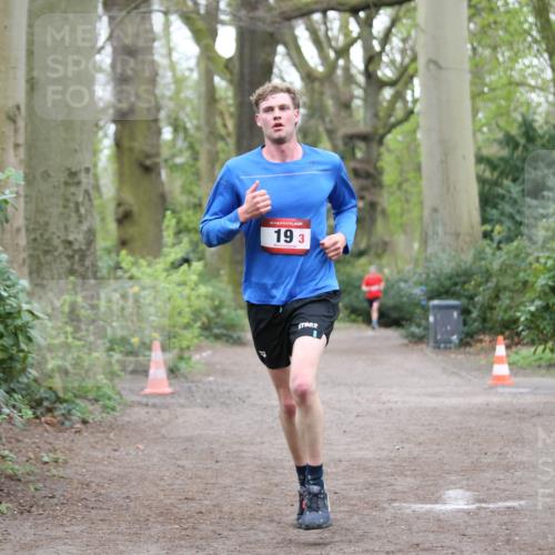 13.04.2025 - Hammer Lauf Jannik Wohlers http://msf.ph/oto/7636001 13.04.2025 12:29:14 Laufen 15, 193 meine-sportfotos.de