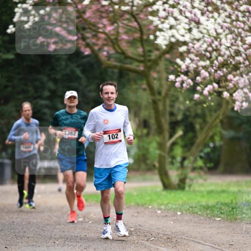 13.04.2025 - Hammer Lauf Dr. Thomas Lammeyer http://msf.ph/oto/7636040 13.04.2025 10:05:32 Laufen 362, 102 meine-sportfotos.de