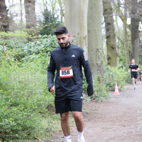 13.04.2025 - Hammer Lauf Jannik Wohlers http://msf.ph/oto/7636055 13.04.2025 12:49:00 Laufen 858 meine-sportfotos.de