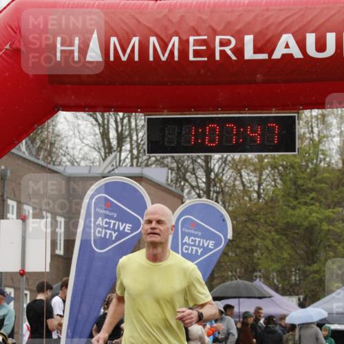 13.04.2025 - Hammer Lauf A. Gomolzig http://msf.ph/oto/7636067 13.04.2025 12:07:45 Ziel 552, 1897, 1958 meine-sportfotos.de