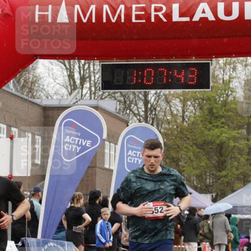13.04.2025 - Hammer Lauf A. Gomolzig http://msf.ph/oto/7636083 13.04.2025 12:07:41 Ziel 552, 633, 1897, 1958 meine-sportfotos.de