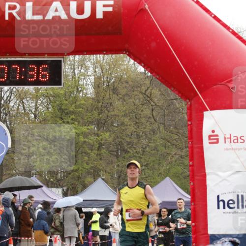 13.04.2025 - Hammer Lauf A. Gomolzig http://msf.ph/oto/7636133 13.04.2025 12:07:35 Ziel 552, 633, 1958 meine-sportfotos.de