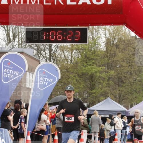 13.04.2025 - Hammer Lauf A. Gomolzig http://msf.ph/oto/7636255 13.04.2025 12:06:21 Ziel 492, 1926 meine-sportfotos.de