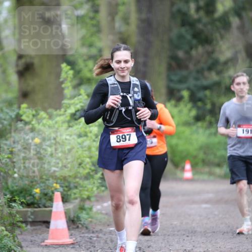 13.04.2025 - Hammer Lauf Jannik Wohlers http://msf.ph/oto/7636655 13.04.2025 12:27:34 Laufen 897, 29, 191 meine-sportfotos.de