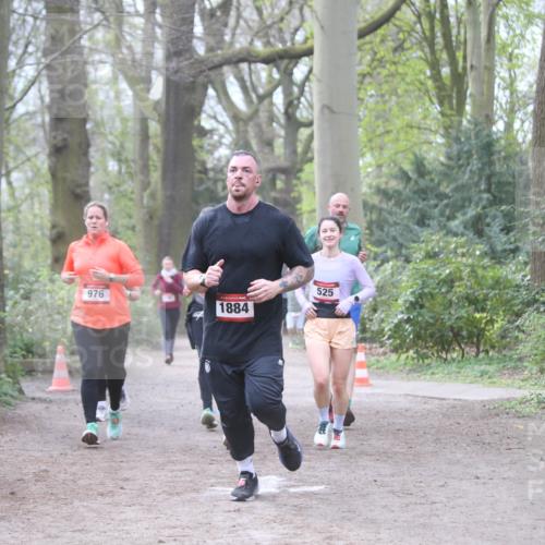 13.04.2025 - Hammer Lauf Jannik Wohlers http://msf.ph/oto/7636712 13.04.2025 10:12:32 Laufen 976, 1884, 525 meine-sportfotos.de