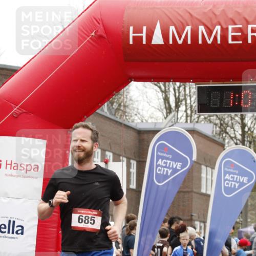 13.04.2025 - Hammer Lauf A. Gomolzig http://msf.ph/oto/7636727 13.04.2025 12:01:42 Ziel 9, 320, 685 meine-sportfotos.de