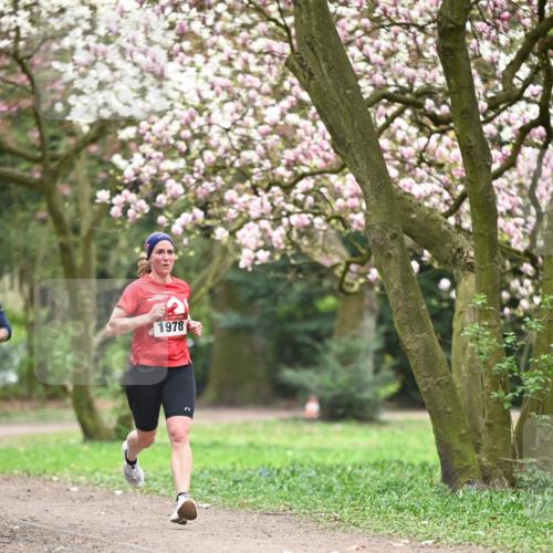 13.04.2025 - Hammer Lauf Dr. Thomas Lammeyer http://msf.ph/oto/7636740 13.04.2025 10:05:58 Laufen 1978 meine-sportfotos.de