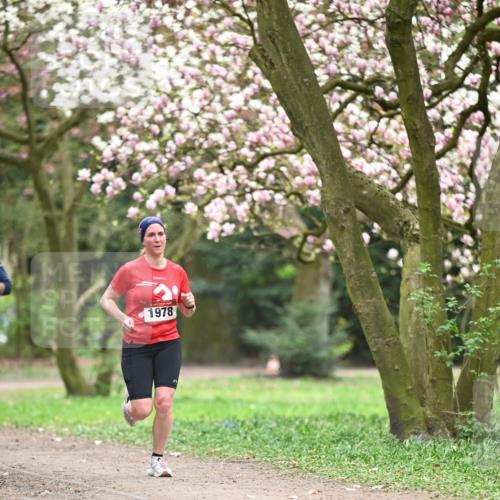 13.04.2025 - Hammer Lauf Dr. Thomas Lammeyer http://msf.ph/oto/7636746 13.04.2025 10:05:58 Laufen 1978 meine-sportfotos.de