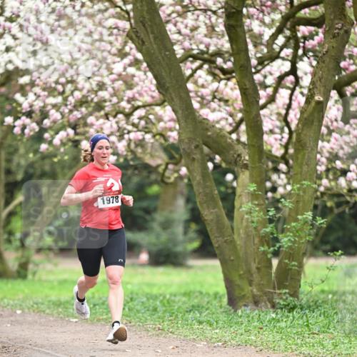 13.04.2025 - Hammer Lauf Dr. Thomas Lammeyer http://msf.ph/oto/7636766 13.04.2025 10:05:59 Laufen 1978 meine-sportfotos.de