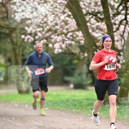 13.04.2025 - Hammer Lauf Dr. Thomas Lammeyer http://msf.ph/oto/7636804 13.04.2025 10:06:00 Laufen 1180, 1978 meine-sportfotos.de