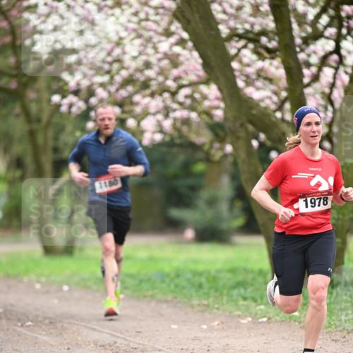 13.04.2025 - Hammer Lauf Dr. Thomas Lammeyer http://msf.ph/oto/7636813 13.04.2025 10:06:00 Laufen 1180, 1978 meine-sportfotos.de
