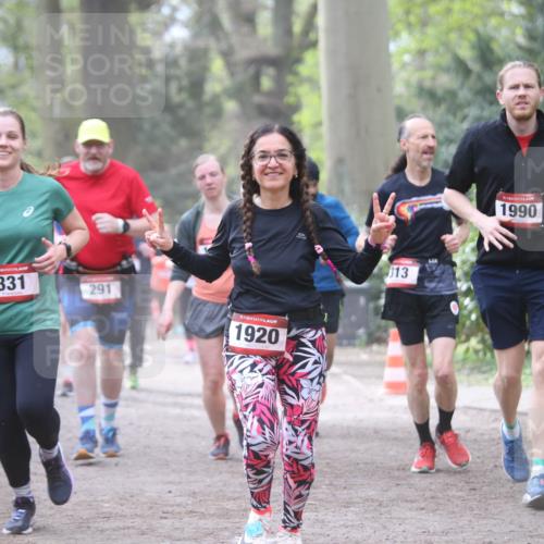 13.04.2025 - Hammer Lauf Jannik Wohlers http://msf.ph/oto/7636851 13.04.2025 10:12:21 Laufen 331, 291, 1920, 313, 1990 meine-sportfotos.de