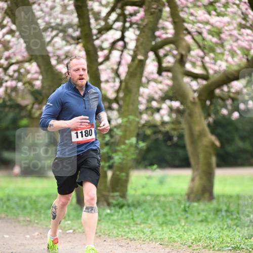 13.04.2025 - Hammer Lauf Dr. Thomas Lammeyer http://msf.ph/oto/7636895 13.04.2025 10:06:02 Laufen 1180 meine-sportfotos.de