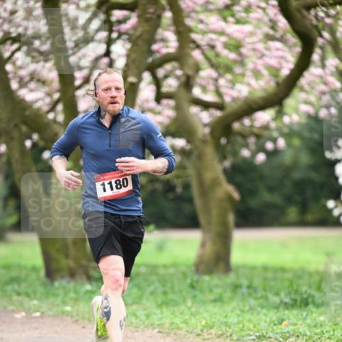 13.04.2025 - Hammer Lauf Dr. Thomas Lammeyer http://msf.ph/oto/7636919 13.04.2025 10:06:02 Laufen 15, 1180 meine-sportfotos.de