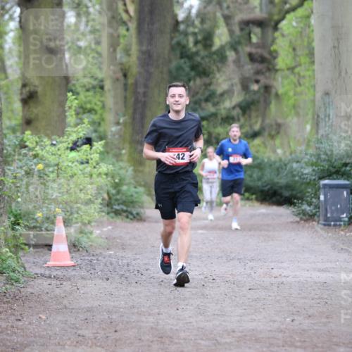 13.04.2025 - Hammer Lauf Jannik Wohlers http://msf.ph/oto/7636931 13.04.2025 12:26:56 Laufen 42 meine-sportfotos.de