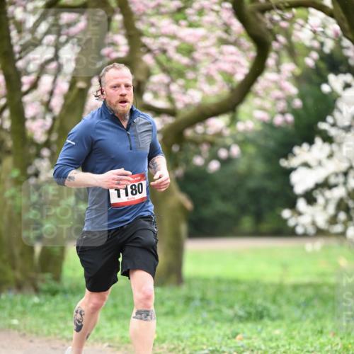 13.04.2025 - Hammer Lauf Dr. Thomas Lammeyer http://msf.ph/oto/7636934 13.04.2025 10:06:03 Laufen 1180 meine-sportfotos.de