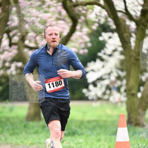 13.04.2025 - Hammer Lauf Dr. Thomas Lammeyer http://msf.ph/oto/7636954 13.04.2025 10:06:03 Laufen 15, 1180 meine-sportfotos.de