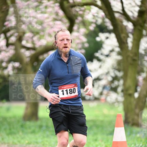 13.04.2025 - Hammer Lauf Dr. Thomas Lammeyer http://msf.ph/oto/7636964 13.04.2025 10:06:03 Laufen 15, 1180 meine-sportfotos.de
