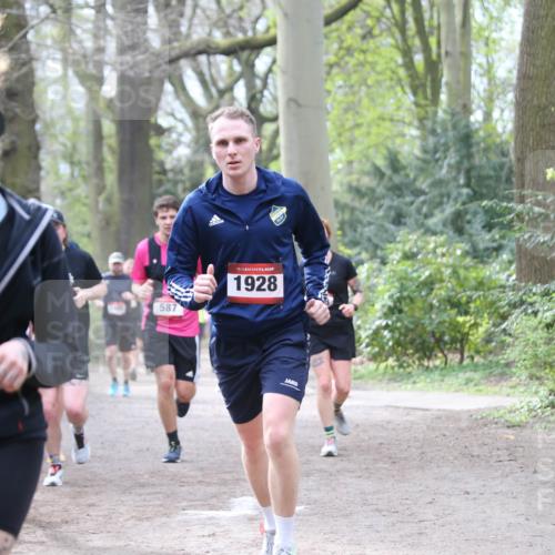 13.04.2025 - Hammer Lauf Jannik Wohlers http://msf.ph/oto/7637038 13.04.2025 10:12:07 Laufen 177, 587, 15, 1928 meine-sportfotos.de
