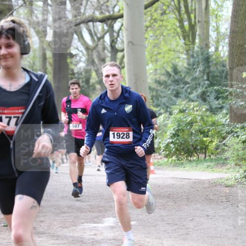 13.04.2025 - Hammer Lauf Jannik Wohlers http://msf.ph/oto/7637043 13.04.2025 10:12:07 Laufen 77, 587, 15, 1928 meine-sportfotos.de