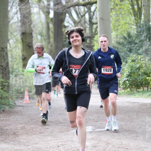 13.04.2025 - Hammer Lauf Jannik Wohlers http://msf.ph/oto/7637063 13.04.2025 10:12:06 Laufen 15, 177, 1928 meine-sportfotos.de