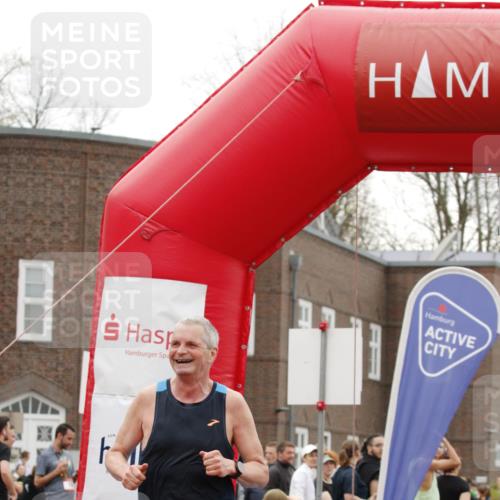 13.04.2025 - Hammer Lauf A. Gomolzig http://msf.ph/oto/7637248 13.04.2025 11:58:55 Ziel 231 meine-sportfotos.de