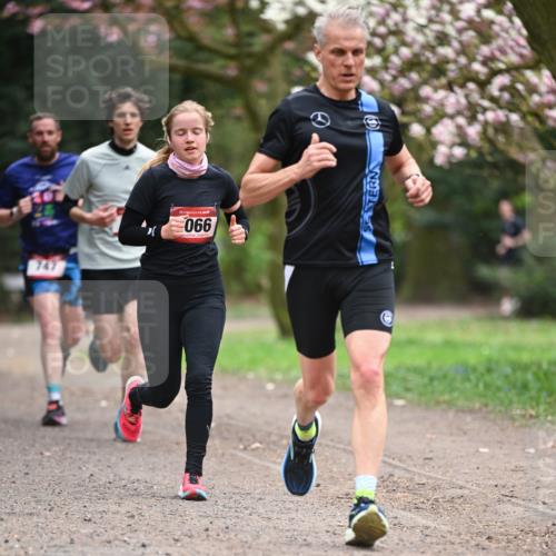 13.04.2025 - Hammer Lauf Dr. Thomas Lammeyer http://msf.ph/oto/7637440 13.04.2025 10:06:37 Laufen 747, 15, 066 meine-sportfotos.de