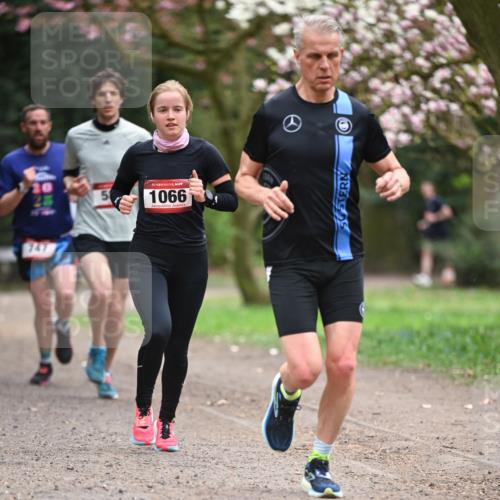 13.04.2025 - Hammer Lauf Dr. Thomas Lammeyer http://msf.ph/oto/7637446 13.04.2025 10:06:38 Laufen 20, 15, 1066 meine-sportfotos.de