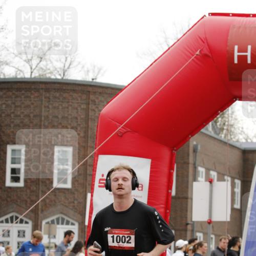 13.04.2025 - Hammer Lauf A. Gomolzig http://msf.ph/oto/7637455 13.04.2025 11:57:58 Ziel 178, 1002 meine-sportfotos.de