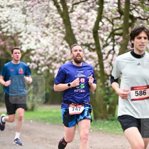 13.04.2025 - Hammer Lauf Dr. Thomas Lammeyer http://msf.ph/oto/7637564 13.04.2025 10:06:41 Laufen 15, 747, 586 meine-sportfotos.de