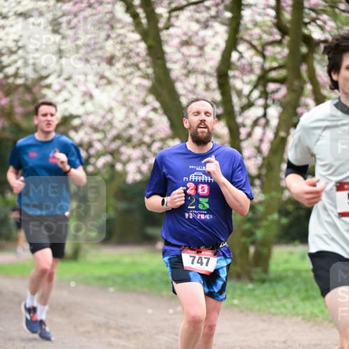 13.04.2025 - Hammer Lauf Dr. Thomas Lammeyer http://msf.ph/oto/7637568 13.04.2025 10:06:41 Laufen 20, 25, 747 meine-sportfotos.de