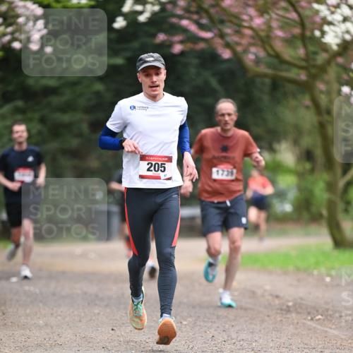 13.04.2025 - Hammer Lauf Dr. Thomas Lammeyer http://msf.ph/oto/7637660 13.04.2025 10:06:48 Laufen 15, 205, 67, 739 meine-sportfotos.de
