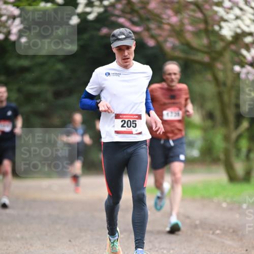 13.04.2025 - Hammer Lauf Dr. Thomas Lammeyer http://msf.ph/oto/7637698 13.04.2025 10:06:49 Laufen 15, 205 meine-sportfotos.de