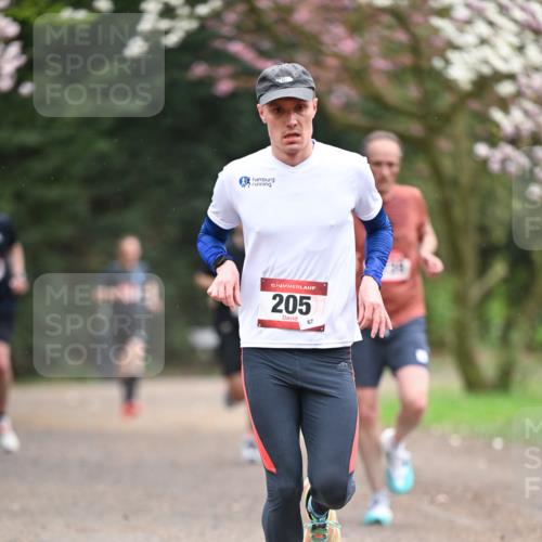 13.04.2025 - Hammer Lauf Dr. Thomas Lammeyer http://msf.ph/oto/7637720 13.04.2025 10:06:50 Laufen 15, 205, 67 meine-sportfotos.de