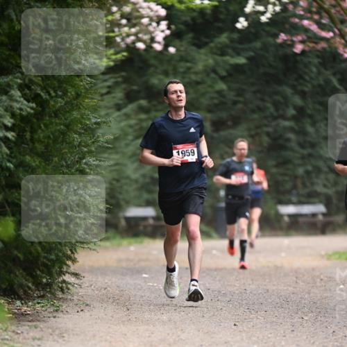 13.04.2025 - Hammer Lauf Dr. Thomas Lammeyer http://msf.ph/oto/7637746 13.04.2025 10:06:51 Laufen 1959 meine-sportfotos.de