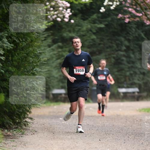 13.04.2025 - Hammer Lauf Dr. Thomas Lammeyer http://msf.ph/oto/7637754 13.04.2025 10:06:51 Laufen 1959 meine-sportfotos.de