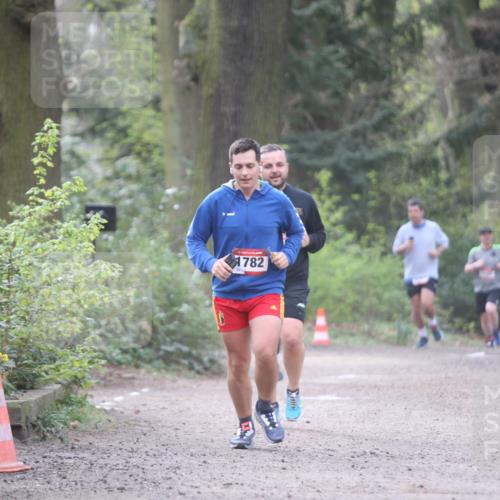 13.04.2025 - Hammer Lauf Jannik Wohlers http://msf.ph/oto/7637964 13.04.2025 10:10:45 Laufen 16, 1782 meine-sportfotos.de