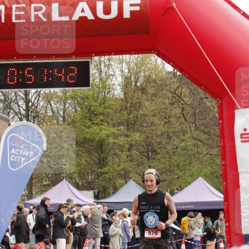 13.04.2025 - Hammer Lauf A. Gomolzig http://msf.ph/oto/7638104 13.04.2025 11:51:41 Ziel 221, 532, 579, 1989 meine-sportfotos.de
