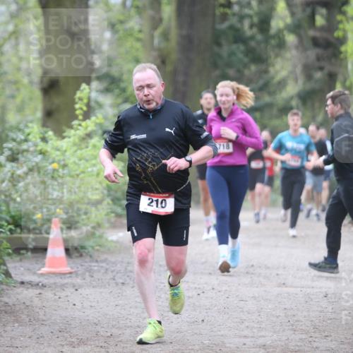 13.04.2025 - Hammer Lauf Jannik Wohlers http://msf.ph/oto/7638106 13.04.2025 10:10:28 Laufen 210, 718 meine-sportfotos.de