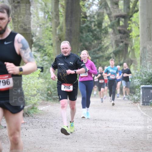 13.04.2025 - Hammer Lauf Jannik Wohlers http://msf.ph/oto/7638122 13.04.2025 10:10:27 Laufen 1796, 210, 1718, 1766 meine-sportfotos.de