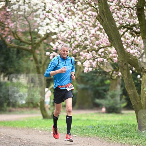 13.04.2025 - Hammer Lauf Dr. Thomas Lammeyer http://msf.ph/oto/7638230 13.04.2025 10:07:12 Laufen 889 meine-sportfotos.de