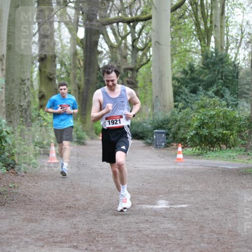 13.04.2025 - Hammer Lauf Jannik Wohlers http://msf.ph/oto/7638343 13.04.2025 12:23:16 Laufen 1921 meine-sportfotos.de