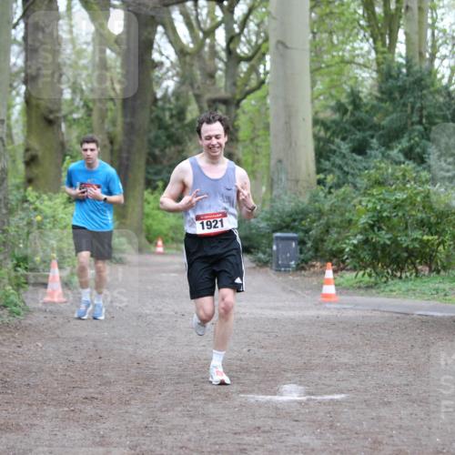 13.04.2025 - Hammer Lauf Jannik Wohlers http://msf.ph/oto/7638353 13.04.2025 12:23:15 Laufen 1921 meine-sportfotos.de
