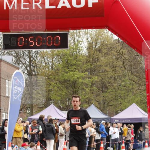 13.04.2025 - Hammer Lauf A. Gomolzig http://msf.ph/oto/7638362 13.04.2025 11:49:58 Ziel 13, 1044 meine-sportfotos.de